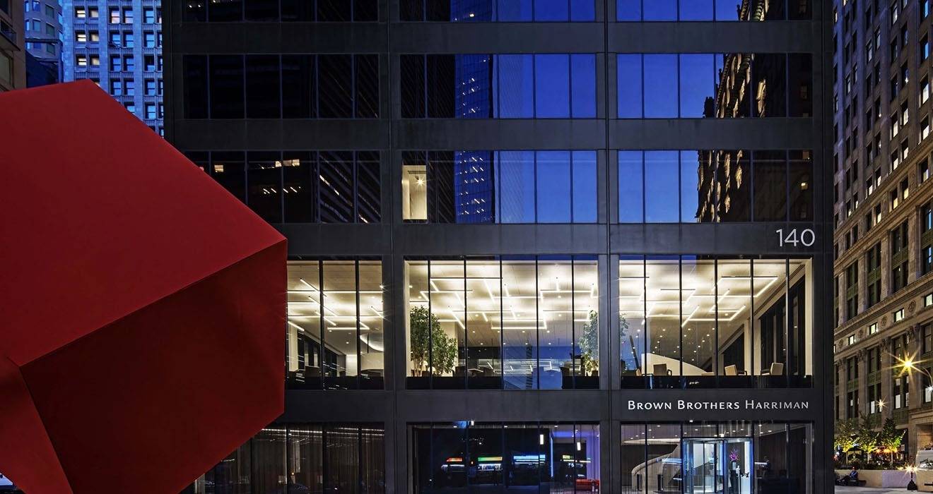 Brown Brothers Harriman in Manhattan, NYC uses Atdec monitor arms